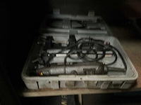 Metalen kast met inhoud - afbeelding 11 van  12