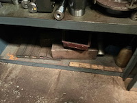 Metalen kast met inhoud - afbeelding 15 van  15