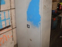 Metalen kast - afbeelding 1 van  1