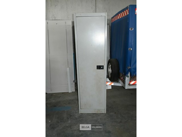 Metalen kast - afbeelding 2 van  4