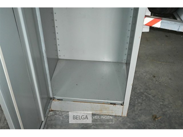 Metalen kast - afbeelding 4 van  4