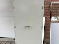 Metalen kast - afbeelding 1 van  2