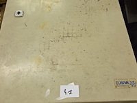 Metalen kast - afbeelding 1 van  1