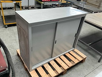 Metalen kast - afbeelding 1 van  3