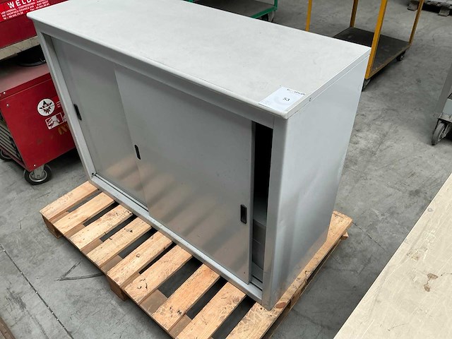 Metalen kast - afbeelding 2 van  3