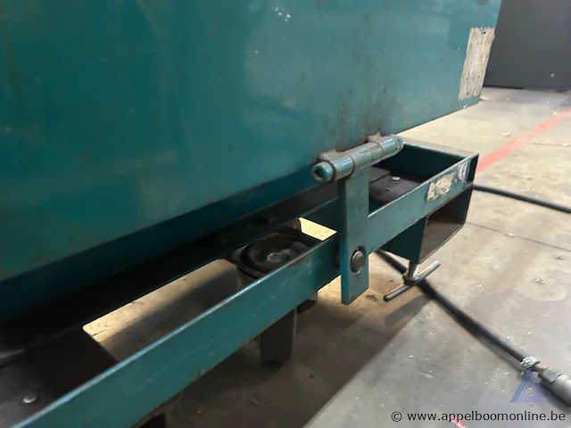 Metalen kiepcontainer - afbeelding 2 van  2