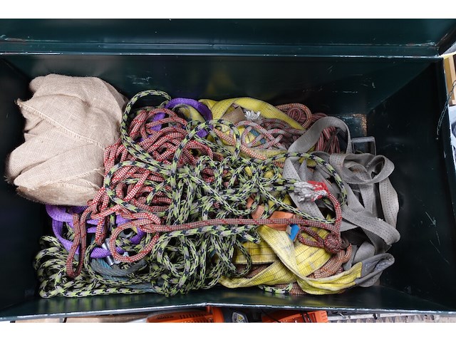 Metalen kist - afbeelding 3 van  4