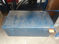 Metalen kist - afbeelding 2 van  4