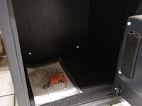 Metalen kluis - afbeelding 7 van  7