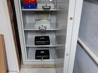 Metalen kluis - afbeelding 1 van  5