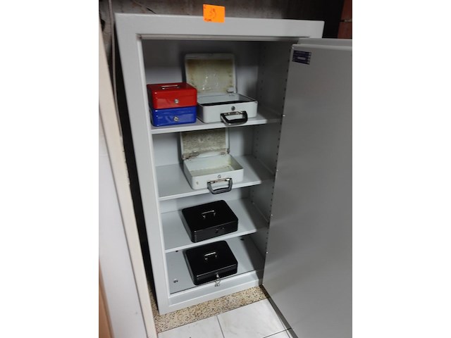 Metalen kluis - afbeelding 2 van  5