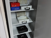 Metalen kluis - afbeelding 2 van  5