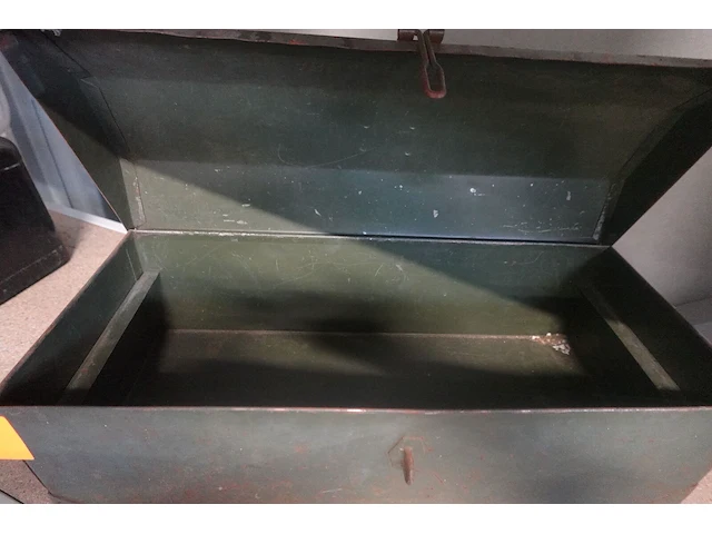 Metalen koffer - afbeelding 2 van  4