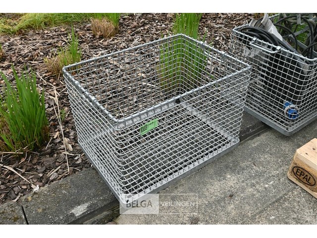 Metalen kooi - afbeelding 1 van  4