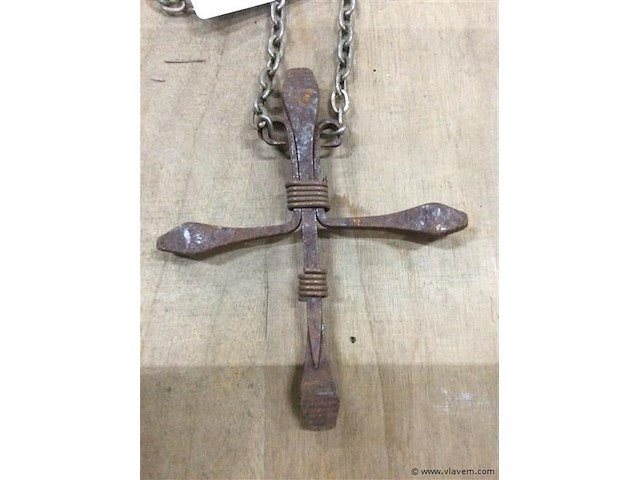 …metalen kruis - afbeelding 2 van  2