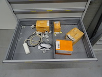 Metalen ladekast lista + inhoud - afbeelding 5 van  9