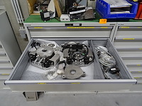 Metalen ladekast lista + inhoud - afbeelding 3 van  9