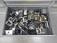 Metalen ladekast lista + inhoud - afbeelding 9 van  9