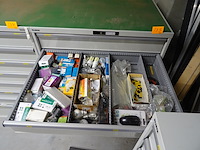 Metalen ladekast lista + inhoud - afbeelding 3 van  9