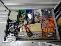 Metalen ladekast lista + inhoud - afbeelding 6 van  9