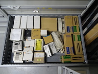 Metalen ladekast lista + inhoud - afbeelding 7 van  9