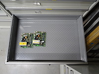 Metalen ladekast lista + inhoud - afbeelding 8 van  9