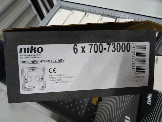 Metalen ladekast lista + inhoud - afbeelding 3 van  15