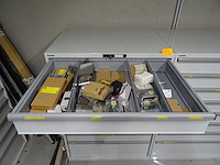 Metalen ladekast lista + inhoud - afbeelding 8 van  15