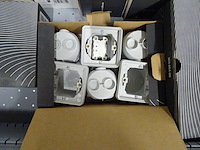 Metalen ladekast lista + inhoud - afbeelding 13 van  15