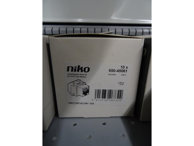 Metalen ladekast lista + inhoud - afbeelding 15 van  15