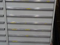 Metalen ladekast lista + inhoud - afbeelding 1 van  9