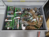 Metalen ladekast lista + inhoud - afbeelding 8 van  9