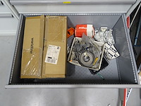 Metalen ladekast lista + inhoud - afbeelding 9 van  9