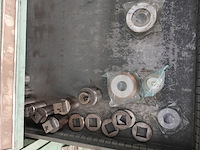 Metalen ladekast met inhoud - afbeelding 6 van  7