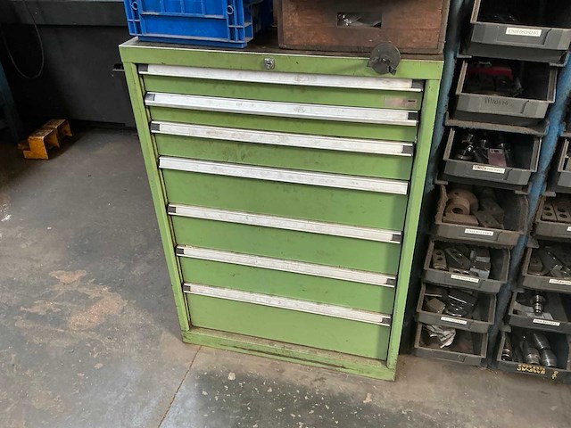 Metalen ladenkast met tools mazak - afbeelding 1 van  18