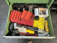 Metalen ladenkast met tools mazak - afbeelding 17 van  18