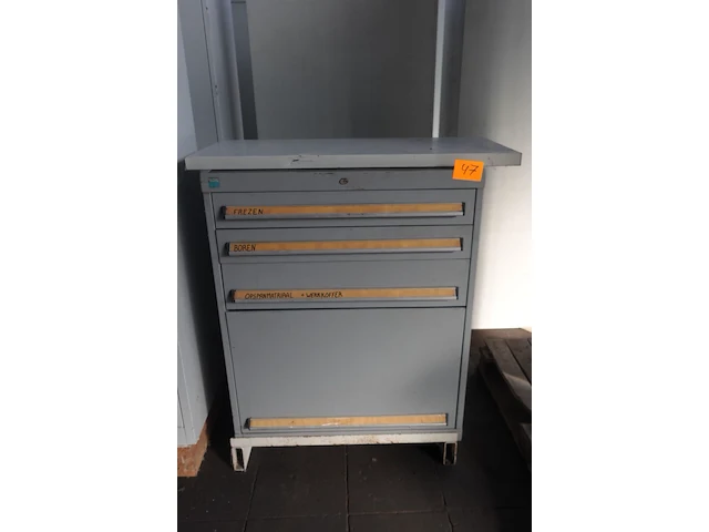 Metalen ladenkast - afbeelding 1 van  2