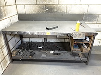 Metalen lastafel - afbeelding 1 van  3