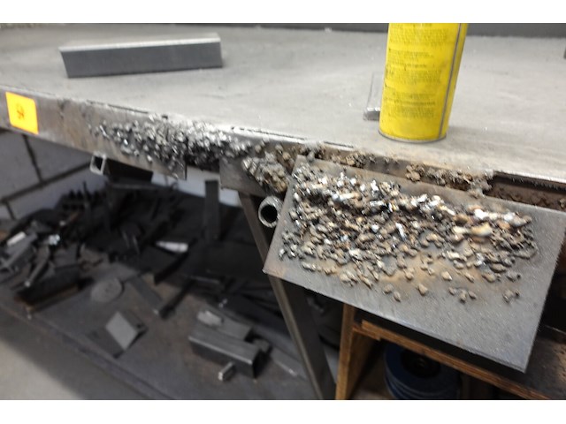 Metalen lastafel - afbeelding 3 van  3