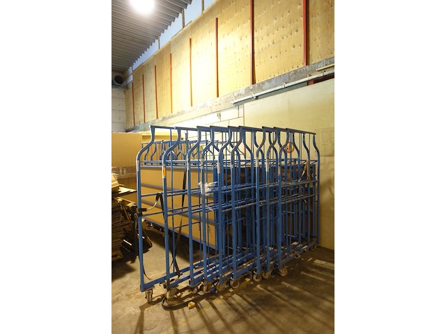 Metalen locker - afbeelding 1 van  7