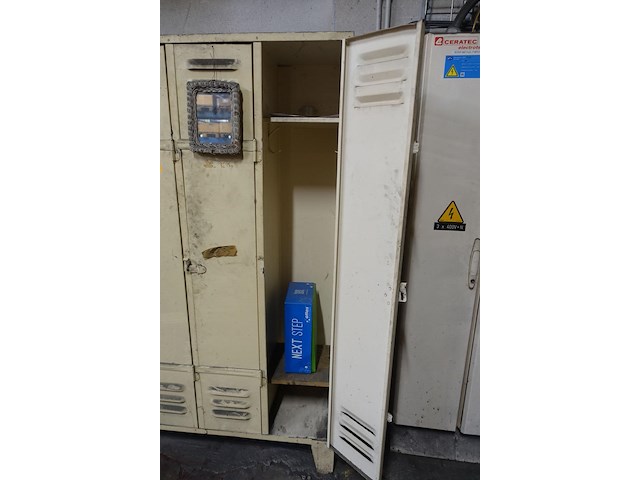 Metalen locker - afbeelding 4 van  7