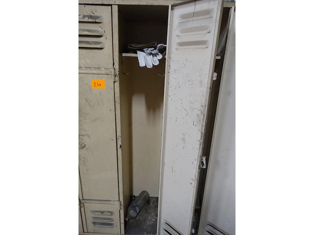 Metalen locker - afbeelding 5 van  7