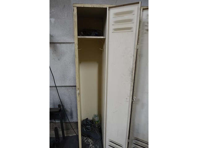 Metalen locker - afbeelding 7 van  7