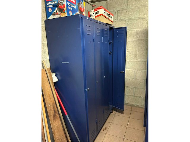 Metalen lockers (5x) - afbeelding 2 van  4