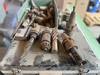 Metalen magazijnkar met bak gereedschap - afbeelding 3 van  6