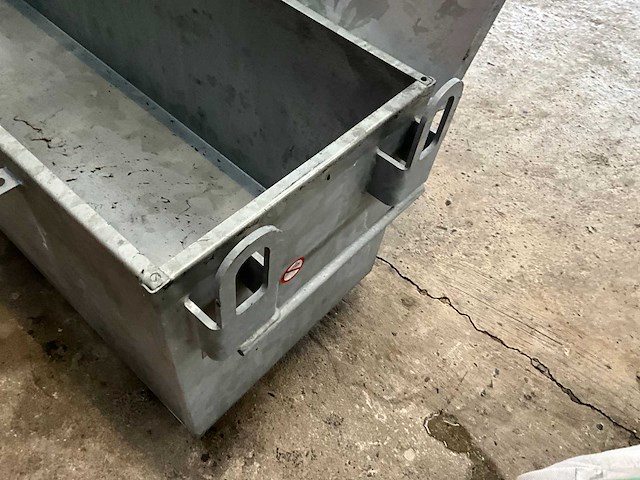 Metalen materiaalkoffer voor kraan - afbeelding 5 van  5