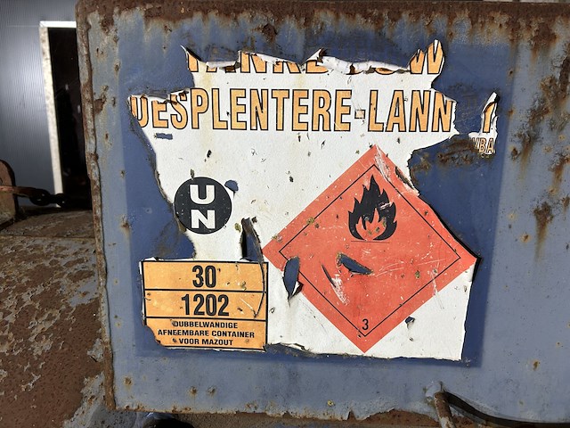 Metalen mazouttank 2200 l - afbeelding 3 van  3