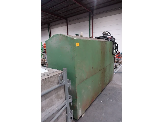 Metalen mazouttank - afbeelding 1 van  5