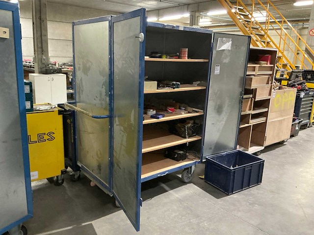 Metalen mobiele gereedschapskast - afbeelding 2 van  5