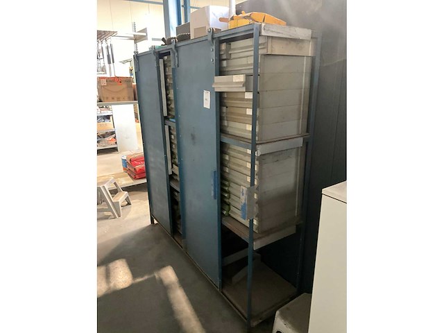 Metalen opbergkast - afbeelding 3 van  13